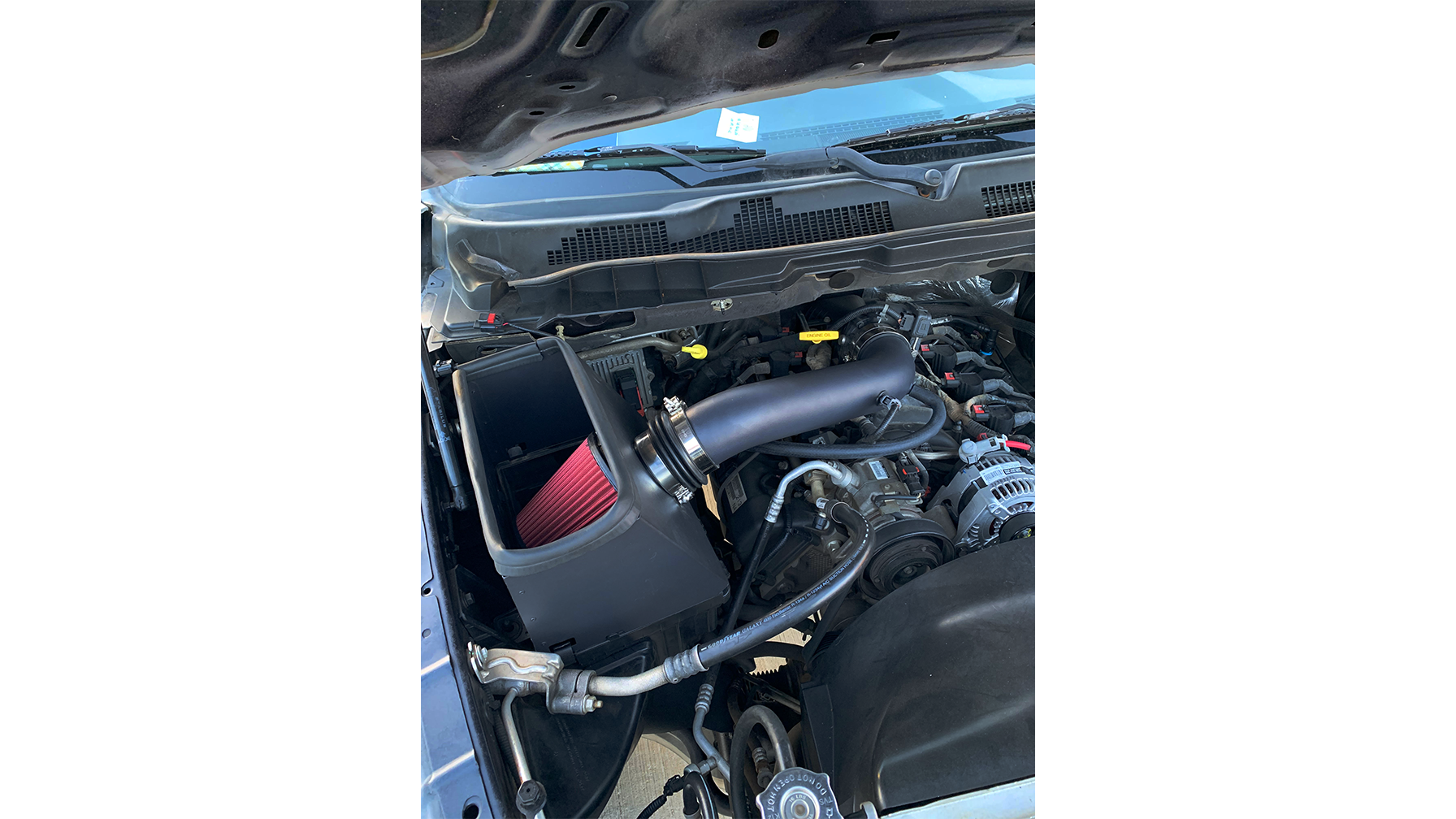 Customer 2013 Dodge Ram 1500 4.7L with HZ Motorsport V8 Air Intake - HZCAI009